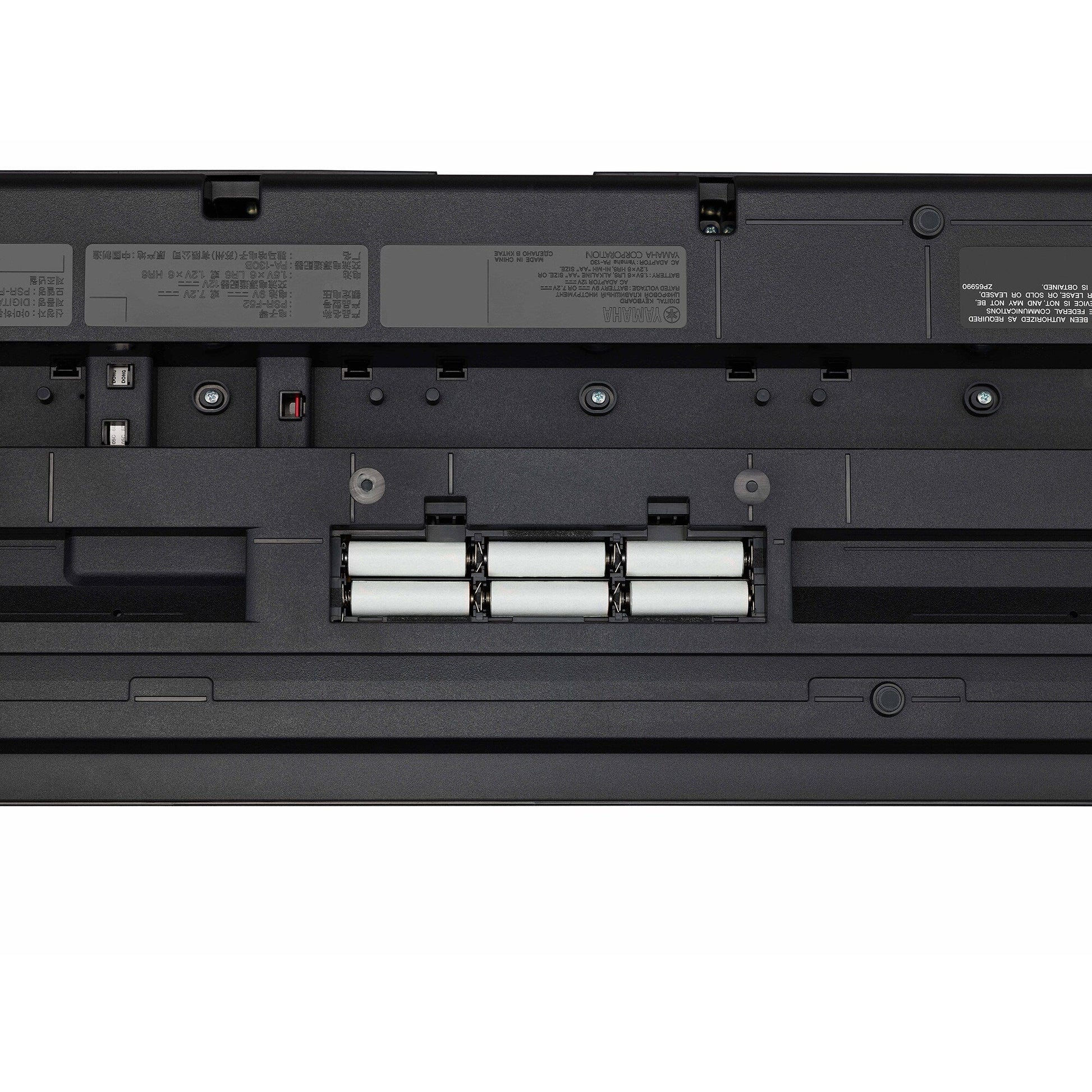 Yamaha PSR-F52 — front view