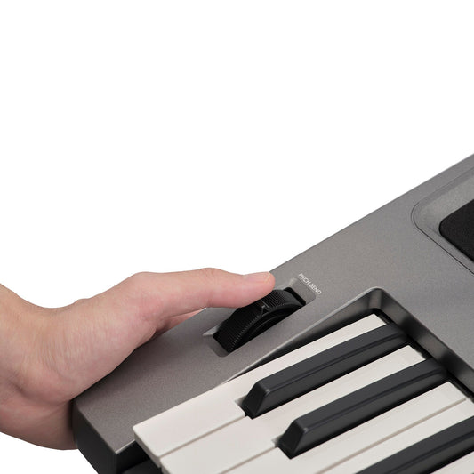 Yamaha PSR-I300 — front and controls view