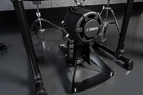 Yamaha KP90 kick pad on the DTX8 electronic drum kit