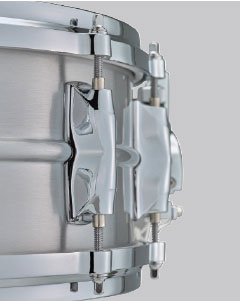 Shell and one-piece lugs of a Yamaha Recording Custom metal snare drum